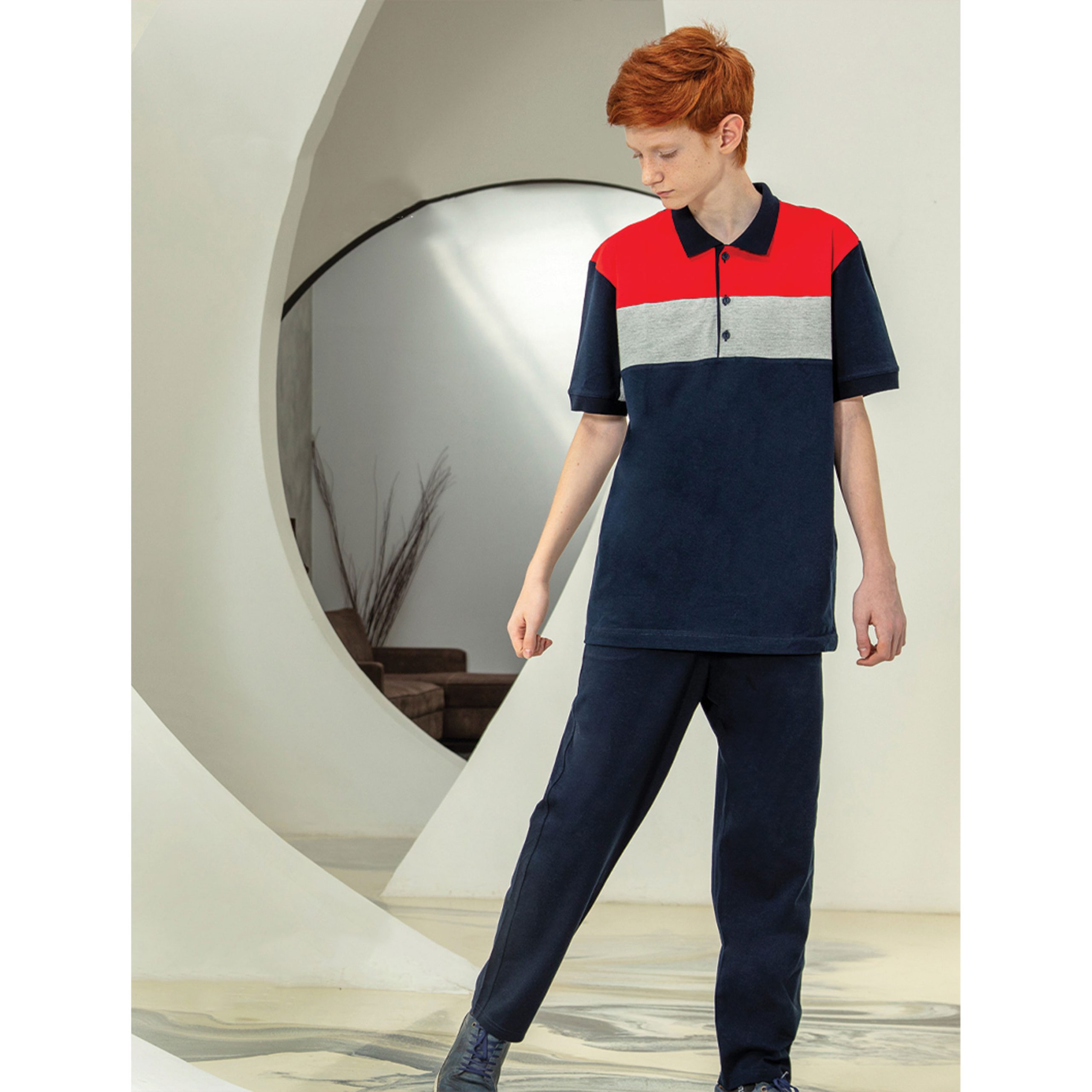 ست پسرانه تیشرت یقه دار دو دکمه و شلوار جیبدار