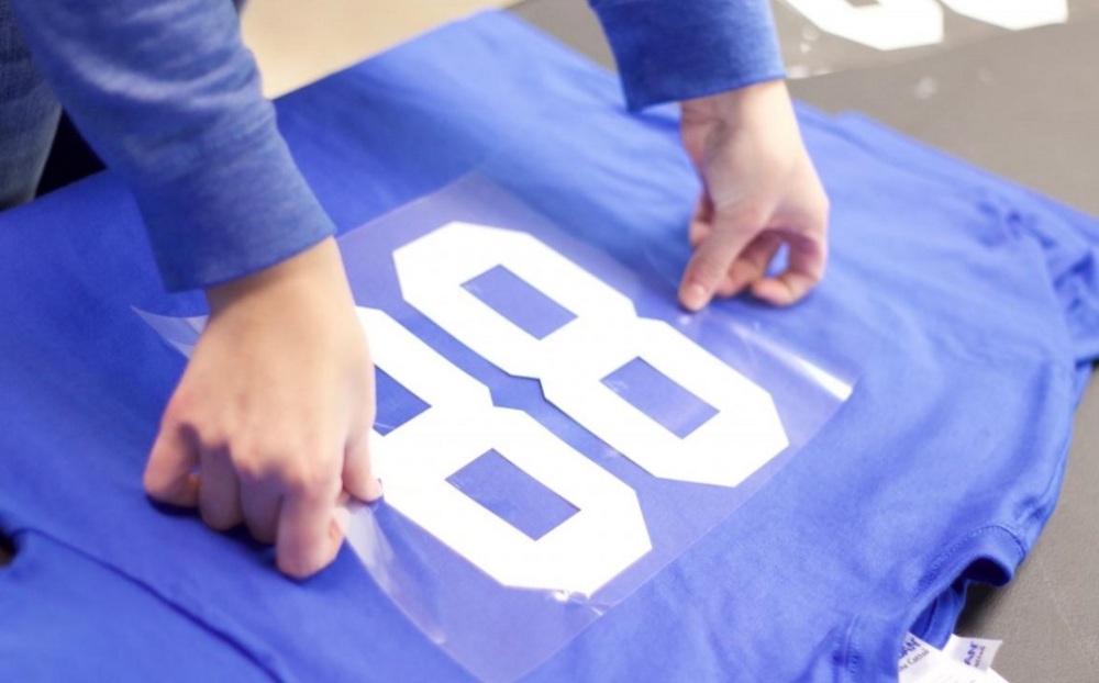 چگونه در خانه روی تیشرت عکس چاپ کنیم؟