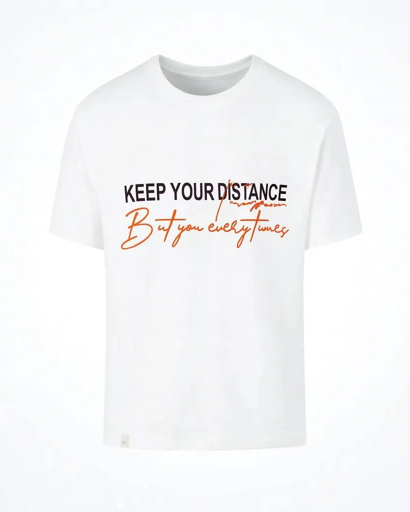تیشرت مردانه keep your distance رنگ سفید