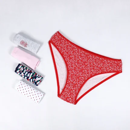 شورت زنانه براک طرح گلدار