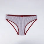 شورت زنانه براک طرح خطدار