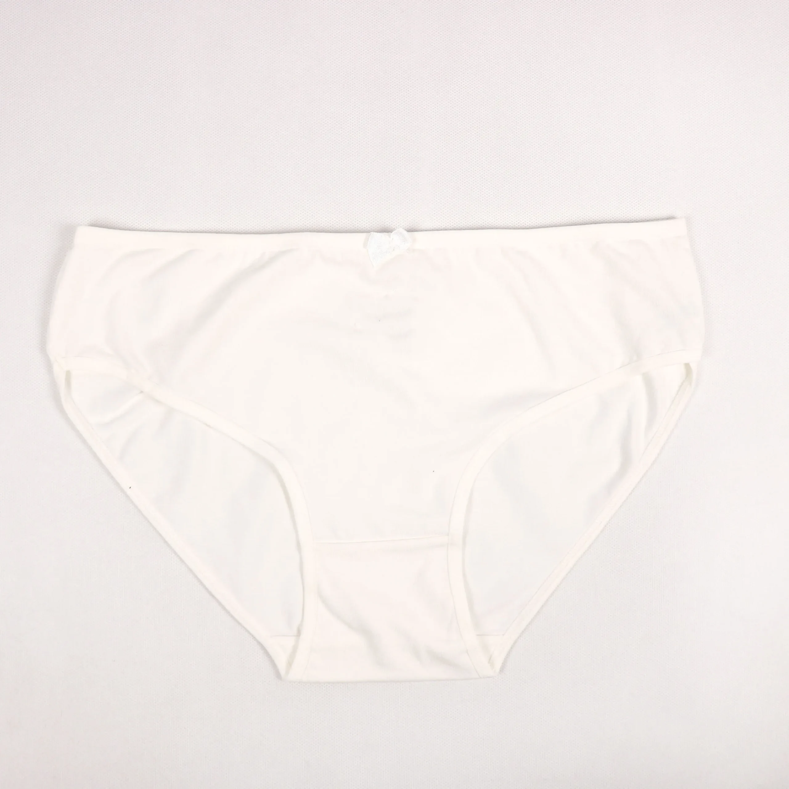 شورت زنانه میسپل سفید