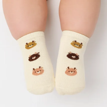 جوراب بچگانه عروسکی خرس کرم استوک دار