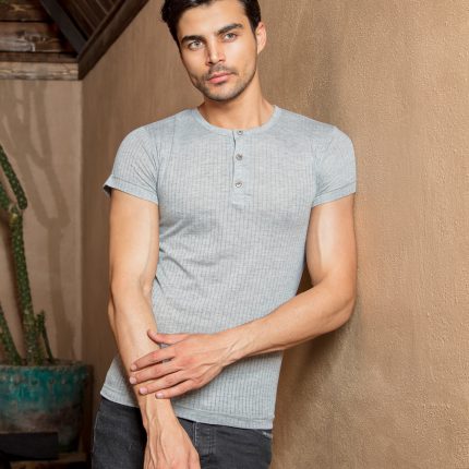 زیرپوش مردانه نیم آستین یقه سه دکمه سوزن خالی ملانژ