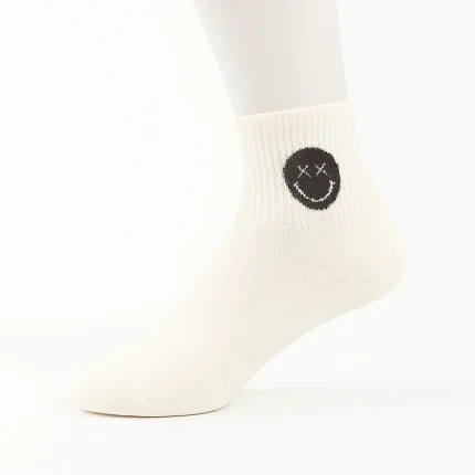 جوراب نیم ساق زنانه بلکس کرم طرح 3