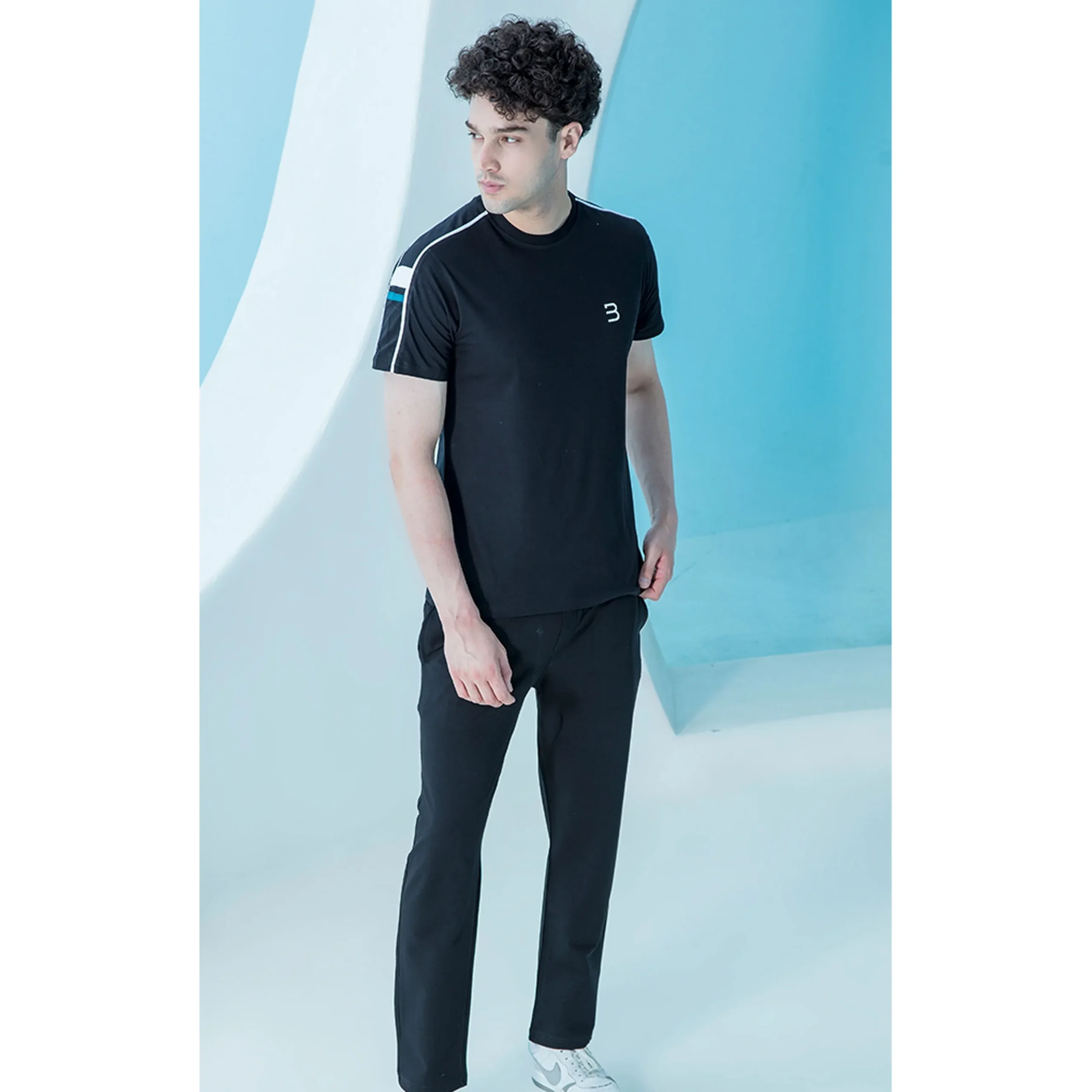 ست مردانه تیشرت تکه دوزی و شلوار پشت دورس