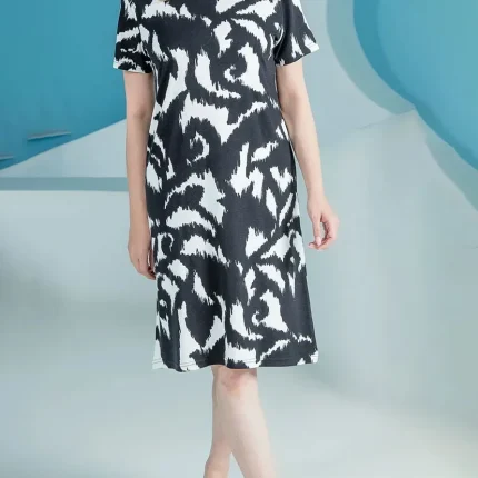 پیراهن زنانه آستین کوتاه یقه گرد طرحدار(سیاه و سفید)