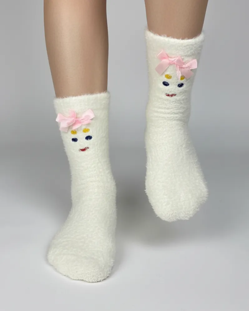 جوراب پشمی دخترانه مدل عروسکی فانتزی