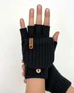 دستکش نیم‌انگشتی بافت گرم دکمه‌دار | Soft Touch