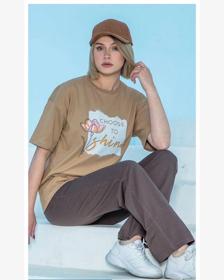 ست زنانه تیشرت چاپدار و شلوار دمپا آزاد